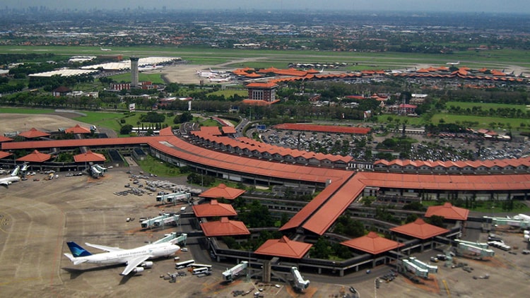 Sân bay tại Indonesia